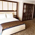 Ramada Plaza By Wyndham Otel