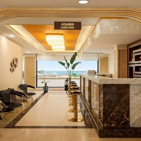 Ramada Plaza By Wyndham 5* シリウリ