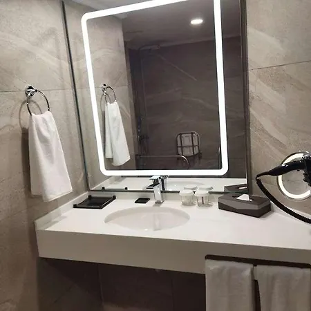 Ramada Plaza By Wyndham 5* Silivri