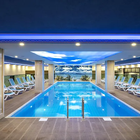 Hotel Ramada Plaza By Wyndham 5*