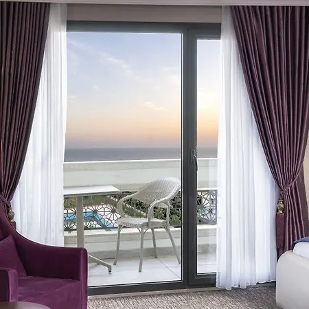 Hotel Ramada Plaza By Wyndham Silivri